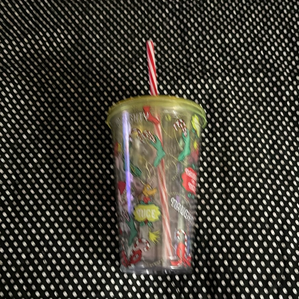 New no tags. The grinch Christmas cup. With straw